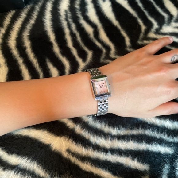 Gucci watch womens - Picture 5 of 8